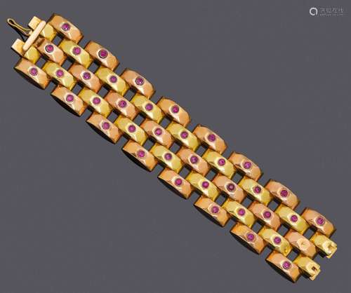 BRACELET EN OR "RUBIN", vers 1940.Or rose et jaune...