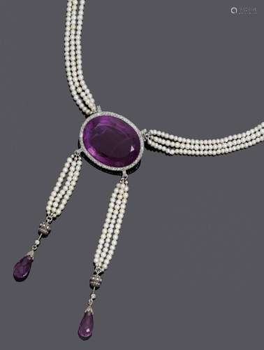 COLLIER AMETHYSTE-PERLES-DIAMANT, vers 1900.Argent et or jau...