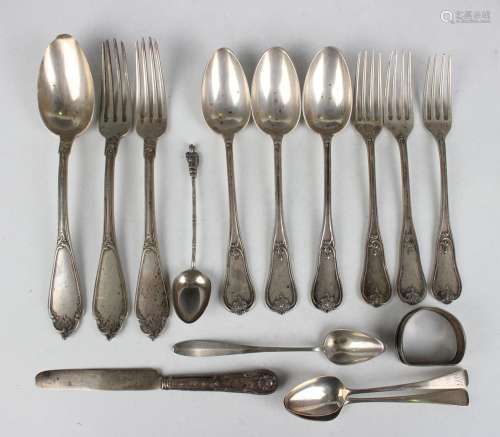 A set of three Continental .800 silver dessert spoons and fo...