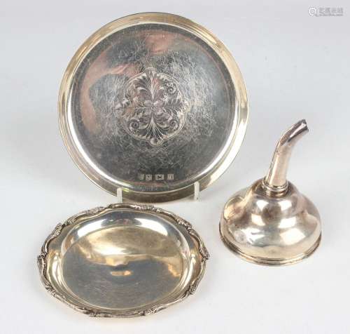 A George III Irish silver wine funnel, the ogee bowl with ga...