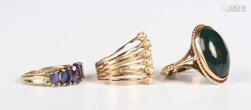 A gold and iolite five stone ring, detailed '9K', ring size ...