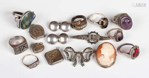 A group of mostly silver jewellery, comprising a Blue John a...