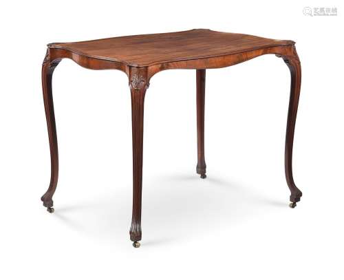 A GEORGE III MAHOGANY CENTRE OR SILVER TABLE, IN THE MANNER ...