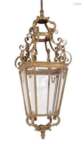 A LARGE BRASS HALL LANTERN, IN 18TH CENTURY STYLE, 20TH CENT...