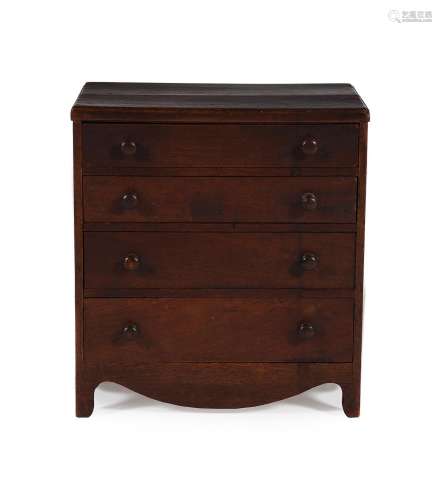 A GEORGE III MINIATURE MAHOGANY CHEST OF DRAWERS, EARLY 19TH...