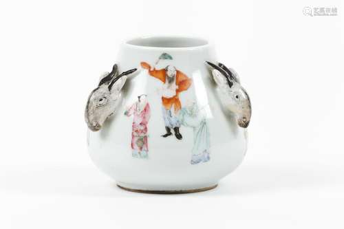 A small Famille Rose 'Hu' 'Immortals' vase