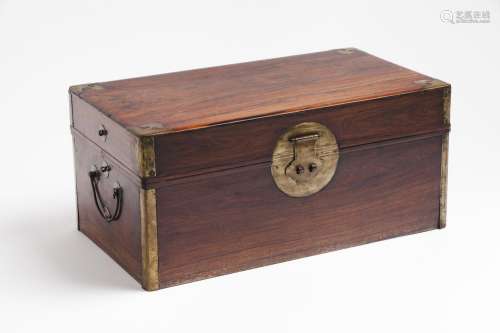 A huanghuali document box