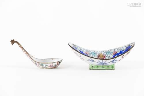 A Chinese canton enamel small bowl and spoon