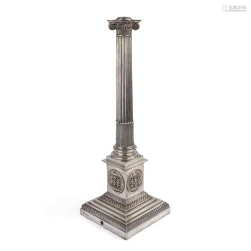 Modello di lampada a colonna in argento, Londra 1898