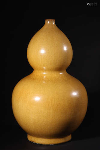 黃釉葫蘆瓶