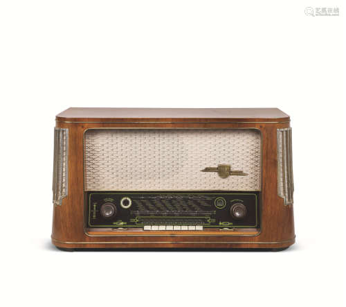 德国电子管收音机 TEKADEW688