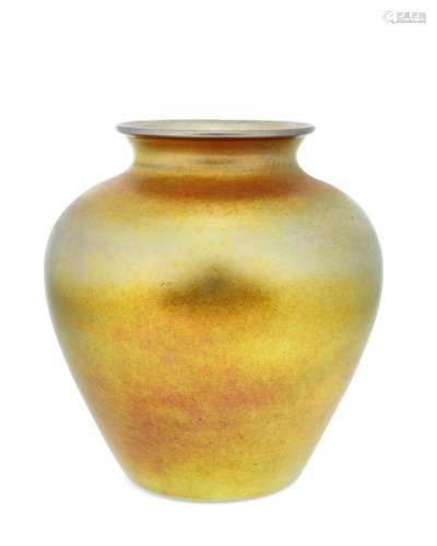 A Steuben Aurene glass vase