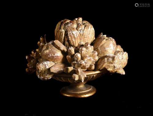 A CARVED GILTWOOD BASKET OF FRUIT CENTREPIECE, 18TH/19TH CEN...