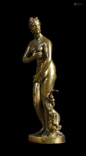 AFTER THE ANTIQUE, A BRONZE FIGURE OF THE MEDICI VENUS, LATE...