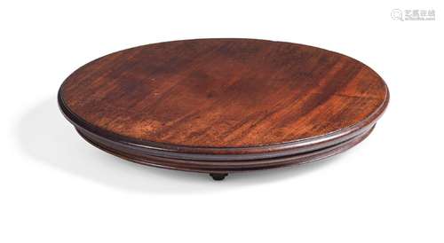 AN UNUSUAL GEORGE III MAHOGANY 'LAZY SUSAN', CIRCA 1800