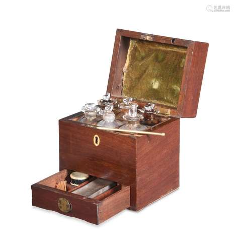 Y A GEORGE III MAHOGANY APOTHECARY BOX, CIRCA 1790