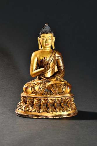 Bronze steamed gold statue of Sakyamuni