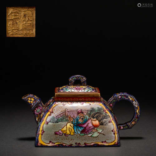 Qing Dynasty Enamel-colored Purple Clay Teapot