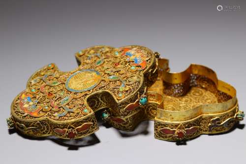 A Silver Gilt Filigree Wrapped Flower Lid Box, Qing Dynasty