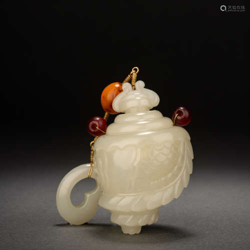 Qing Dynasty Hetian jade snail