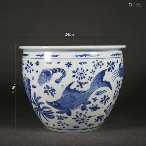 Blue and White Carp and Algae Scroll Jar