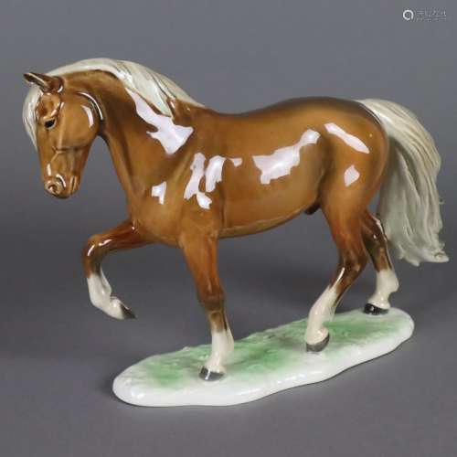 "Trabendes Pferd" - Goebel, Entwurf von G. Bochman...