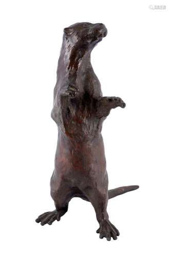 Bronze sculpture standig otter, Bronze Skulptur stehender Ot...