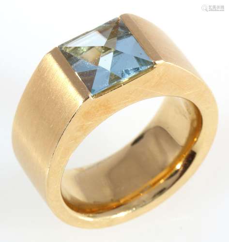 750 gold solid ring with aquamarine, 18K Gold massiver Ring ...