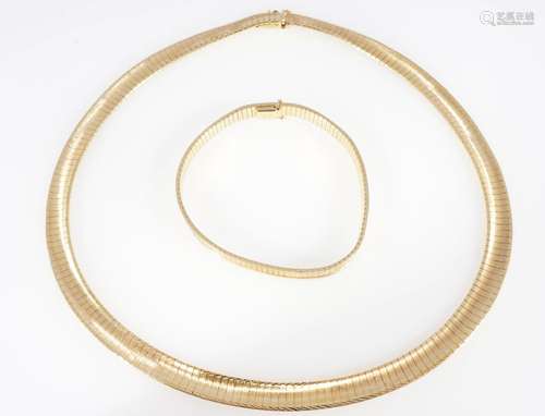 750 jewelry set - gold necklace and bracelet, 18K Gold Schmu...