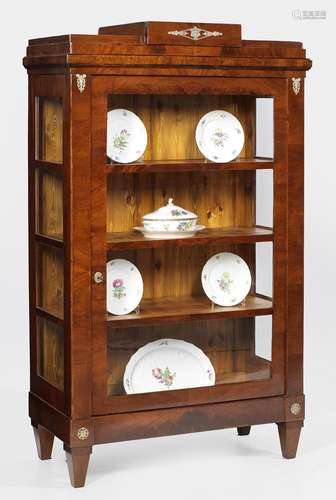 Biedermeier-Vitrinenschrank