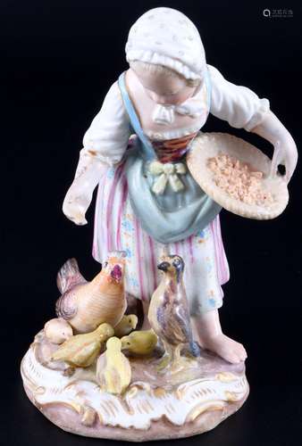 Meissen girl feeding chicken 1st choice, knob mark, Mädchen ...