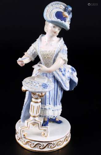 Meissen girl as cartomancer 1st choice, knob mark, Mädchen a...