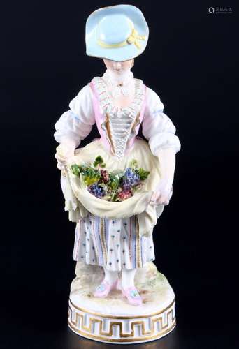 Meissen female vintner with grapes 1st choice, knob mark, Wi...