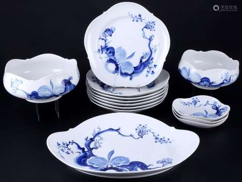 Meissen Orchid on Tree Branch dinner service for 7 persons, ...