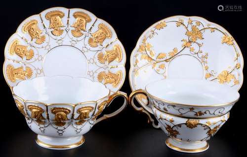 Meissen 2 splendor cups with rich gold staffage 1st choice, ...