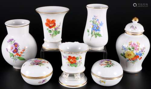 Meissen Flowers 7-piece decorative / splendor porcelain lot,...