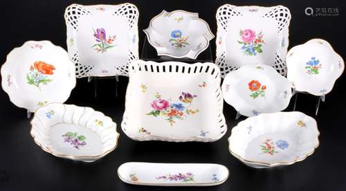 Meissen Flowers 10 bowls, various forms, Porzellanschalen,