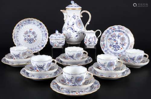 Meissen Onion Pattern Red Gold coffee service for 6 persons ...