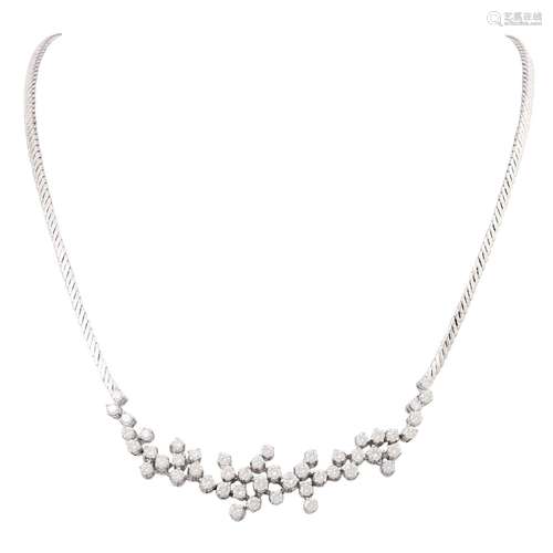 Collier mit 48 Brillanten von zus. ca. 3,2 ct,