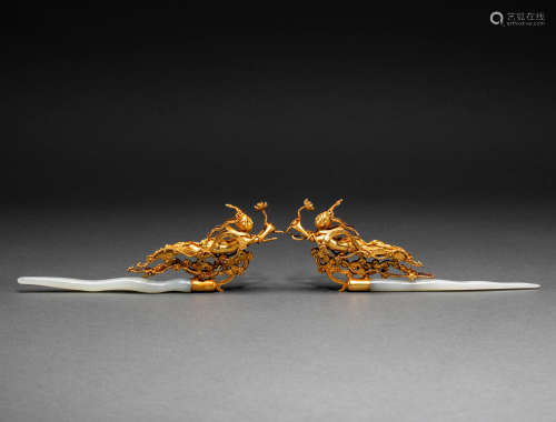 Chinese gilt and jade hairpin