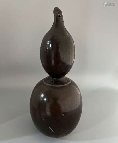 China kiln black glaze gourd bottle