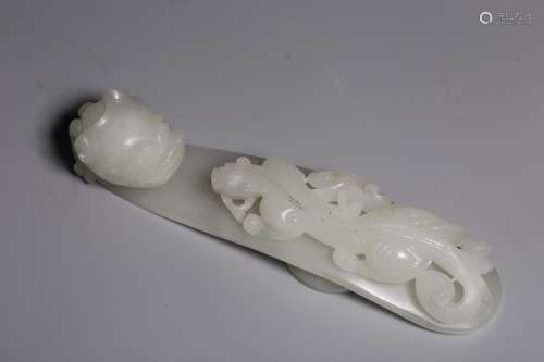 In the Qing Dynasty, Hotan white jade Canglong godson with h...