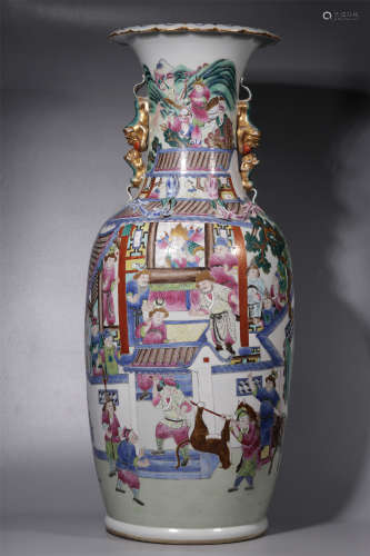 Qing Dynasty, pastel vase with two ears