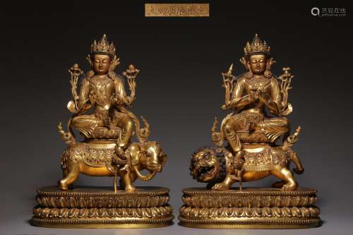 Gilded bronze sitting statues of the Ming Dynasty