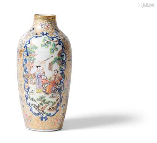 A CHINESE FAMILLE ROSE EXPORT VASE QIANLONG PERIOD (1736-179...