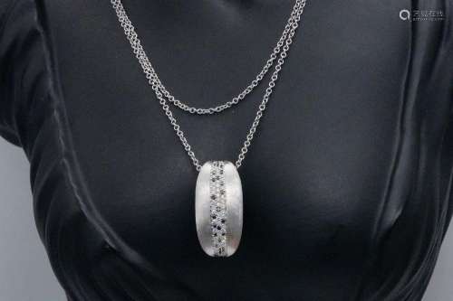 Nanis Italy 0.85ctw White & Black Diamond 18K Necklace