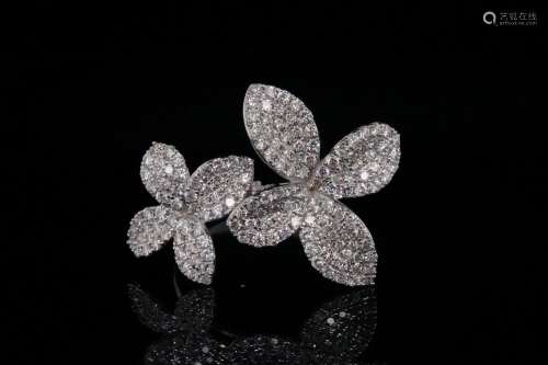 1.50ctw SI1-SI2/G-H Diamond and 18K Flower Ring