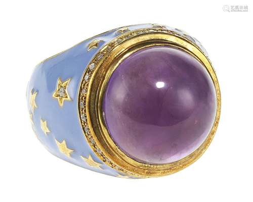 *Bague sertie d'une améthyste ronde taille cabochon<br />
En...