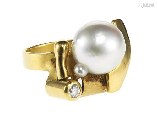 Claude Wesel, bague design sertie d'une perle baroque (D env...