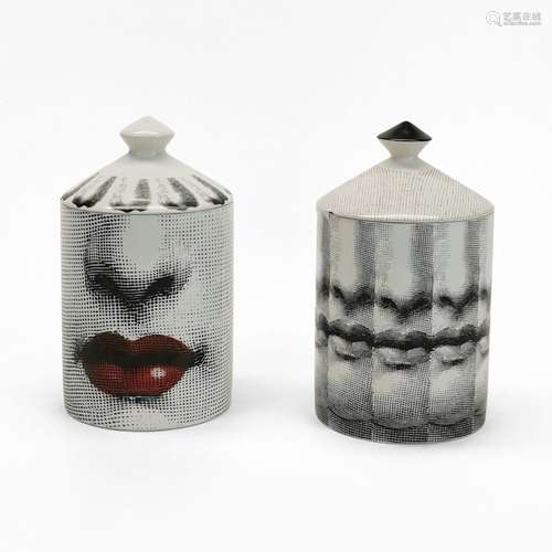 Deux pots, Fornasetti<br />
Porcelaine à décor imprimé de bo...